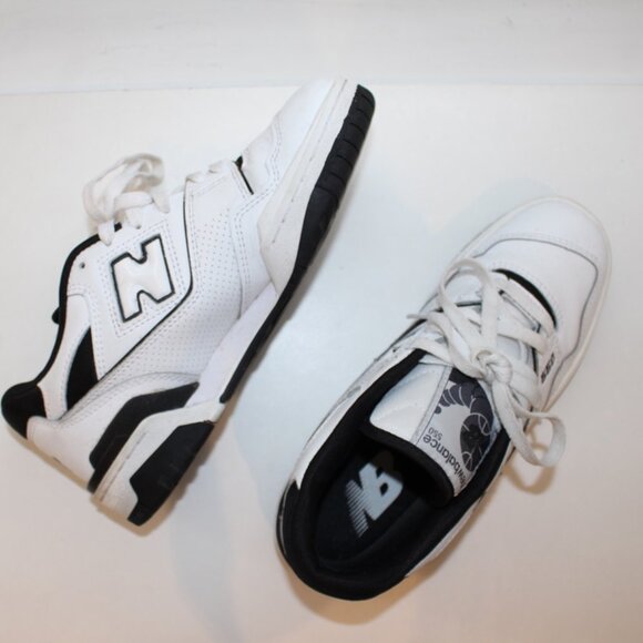 New Balance Black and White 550s - Picture 1 of 6